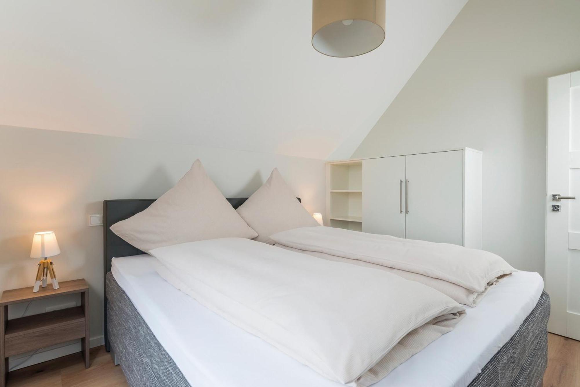 Ostsee - Reetdachhaus Nr 36 "Warder" Im Strand Resort Heiligenhafen Eksteriør billede